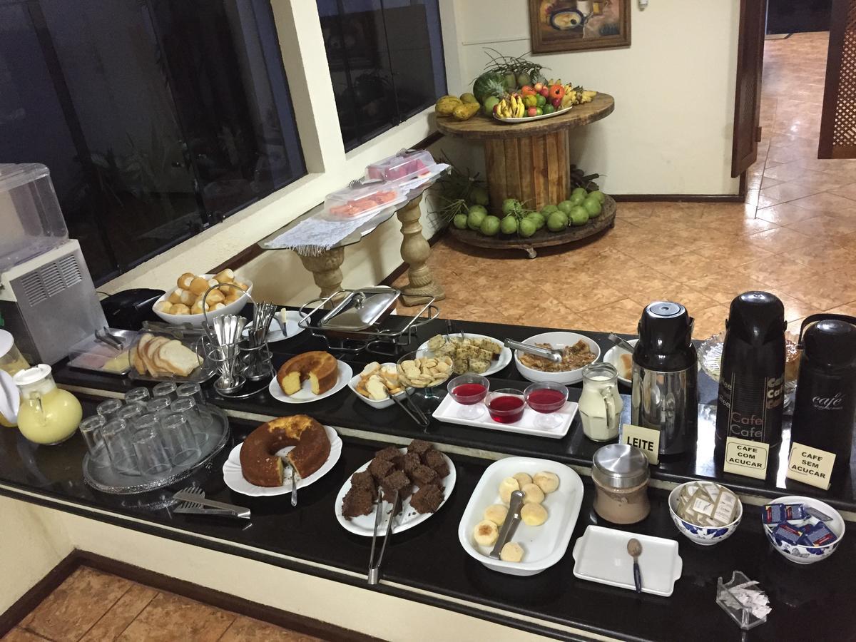 Oyo Hotel Sampaio 이툼비아라 외부 사진